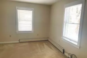 57 Lilly St, Northampton, MA 01062 - Photo 6