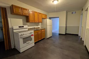 1447 Dwight St, Holyoke, MA 01040 - Photo 2