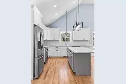 23 Orrison Street, Worcester, MA 01609 - Photo 4