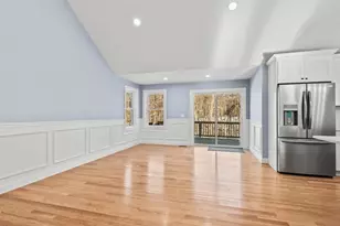 23 Orrison St, Worcester, MA 01609 - Photo 8