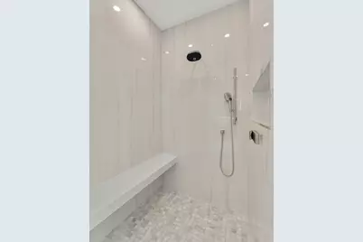 327 Alewife Brook Pkwy #B, Somerville, MA 02144 - Photo 36