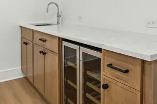 327 Alewife Brook Pkwy, Somerville, MA 02144 - Photo 20