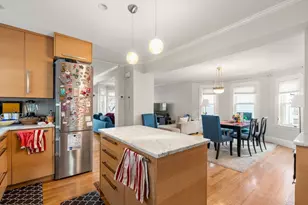 8 Seven Pines, Cambridge, MA 02140 - Photo 2