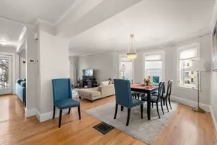 8 Seven Pines, Cambridge, MA 02140 - Photo 4