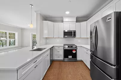 485 Blue Hills Parkway #33, Milton, MA 02186 - Photo 6