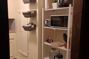 28 Cove St, New Bedford, MA 02744 - Photo 2