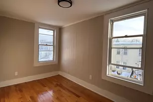 13 Hampden St, Westfield, MA 01085 - Photo 4