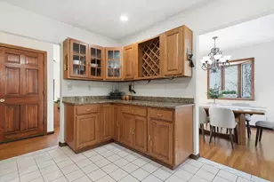 16 Battlemarch Way, Woburn, MA 01801 - Photo 8