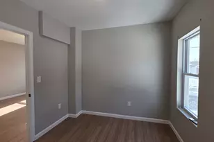 31 Hicks St, New Bedford, MA 02740 - Photo 18