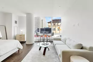 430 Stuart St, Boston, MA 02116 - Photo 2