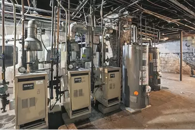 27 Carleton Ave, Haverhill, MA 01835 - Photo 32