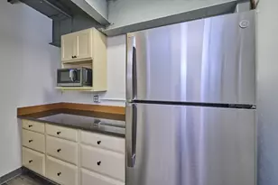 1 Melvin St, Wakefield, MA 01880 - Photo 8