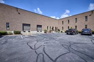 1 Melvin St, Wakefield, MA 01880 - Photo 2