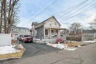 39 Christian St, Fairhaven, MA 02719 - Photo 2