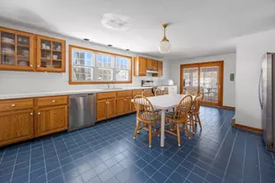 24 Montgomery Ct, Falmouth, MA 02540 - Photo 4