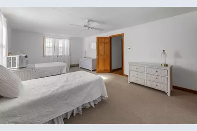 24 Montgomery Ct, Falmouth, MA 02540 - Photo 18