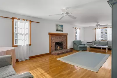 24 Montgomery Ct, Falmouth, MA 02540 - Photo 10
