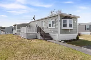 55 Bally Dr, Raynham, MA 02767 - Photo 2