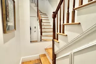 32 Temple St, Boston, MA 02114 - Photo 20
