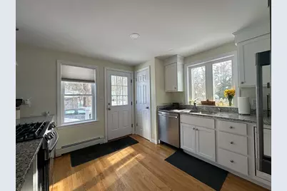 4 Upton St, Hanson, MA 02341 - Photo 6