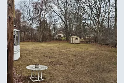 399 Danforth St, Taunton, MA 02780 - Photo 12