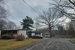 399 Danforth St, Taunton, MA 02780 - Photo 10