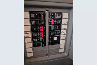 399 Danforth St, Taunton, MA 02780 - Photo 18