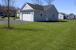 49 Pheasant Hill Rd, Attleboro, MA 02703 - Photo 2