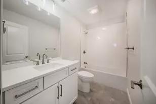 18 Strongwater Dr, Salem, MA 01970 - Photo 18