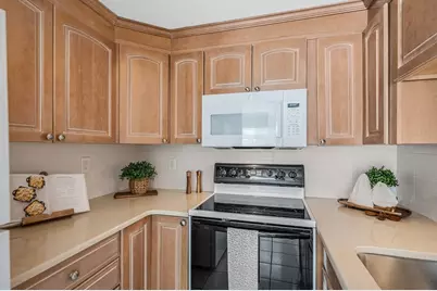 51 Tobey Rd #47, Dracut, MA 01826 - Photo 12