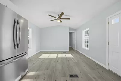 2900 Cranberry Hwy #17, Wareham, MA 02538 - Photo 6