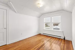 9 Elmwood St, Worcester, MA 01602 - Photo 14