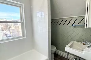 3 Hadley Ct, Everett, MA 02149 - Photo 18