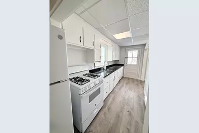 3 Hadley Court, Everett, MA 02149 - Photo 2