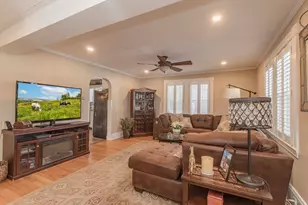 854 Brockton Ave, Abington, MA 02351 - Photo 6