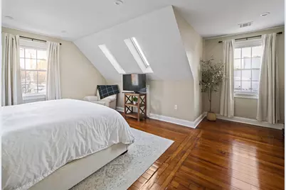 45 Circuit Rd, Dedham, MA 02026 - Photo 12