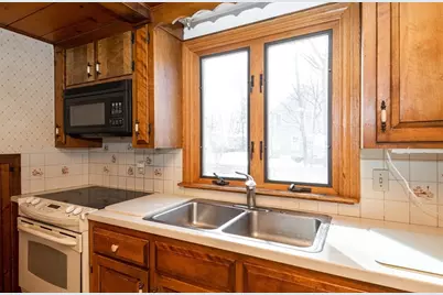 16 Jewett Rd, Beverly, MA 01915 - Photo 10