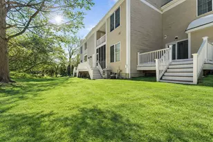 36 Cambridge Rd, Woburn, MA 01801 - Photo 22