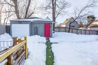 17 Anawan St, Taunton, MA 02780 - Photo 8