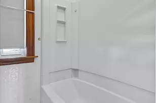 33 Fairmont Ave, Worcester, MA 01604 - Photo 8