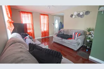 41 Olive St, Springfield, MA 01109 - Photo 6