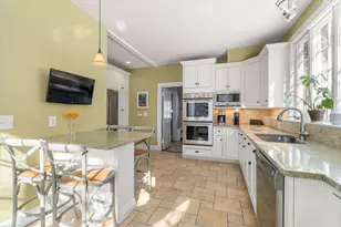 44 Court St, Dedham, MA 02026 - Photo 10