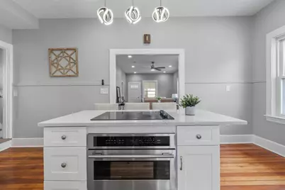 15 Ball St, New Bedford, MA 02745 - Photo 2