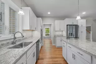 126 Turner Farm Rd, Uxbridge, MA 01569 - Photo 8