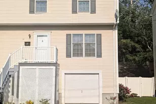 14 Robey St, Boston, MA 02119 - Photo 2