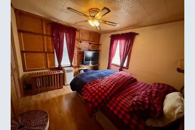 13 Coolidge St, Everett, MA 02149 - Photo 4