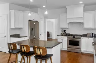 9 Brookfield Ln, Bellingham, MA 02019 - Photo 8