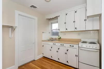 94-96 Bolivar #2, Canton, MA 02021 - Photo 6