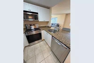 8 Museum Way #802, Cambridge, MA 02141 - Photo 12