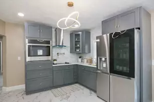 2085 Memorial Dr, South Hadley, MA 01075 - Photo 2